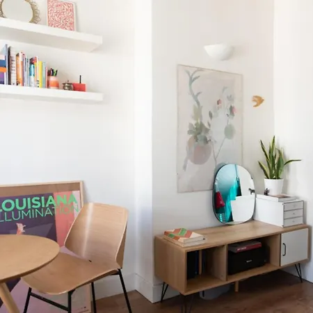 Nice And Bright Apt In The 11Th District Paris *