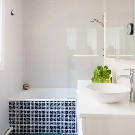 Nice And Bright Apt In The 11Th District Paris Apartament